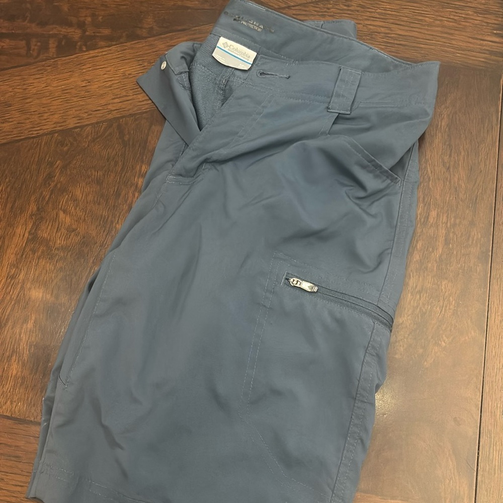 Columbia shorts